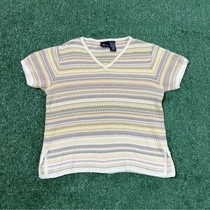 Liz Sport vintage knit vneck tshirt